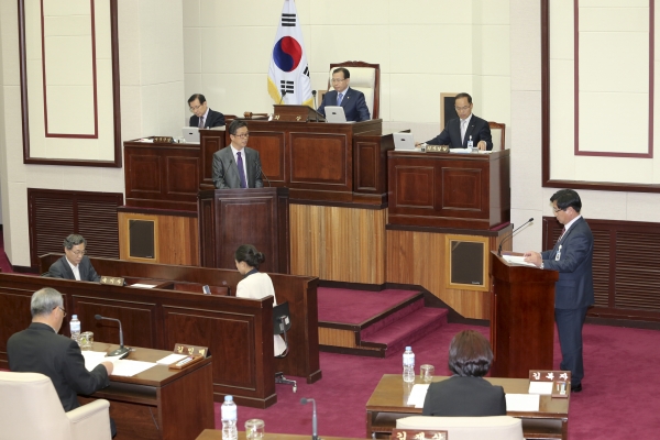제195회 임시회 제2차 본회의 활동