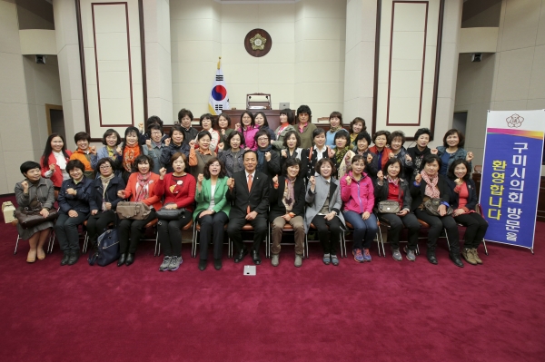 명륜교실 19기 의회 방문