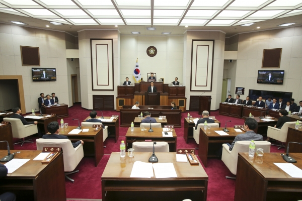 제196회 임시회 제1차 본회의 활동
