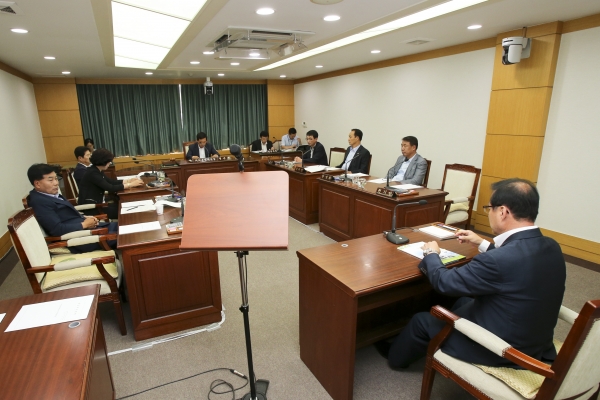 제196회 임시회 의회운영위원회 활동