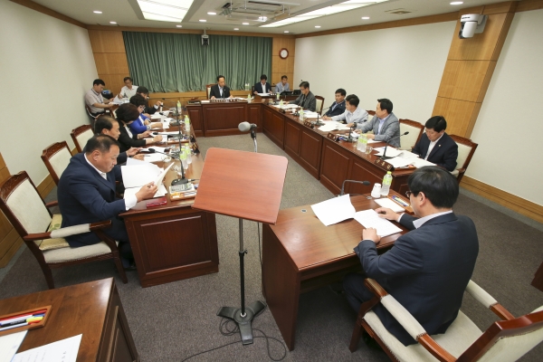 제196회 임시회시 기획행정위원회 활동