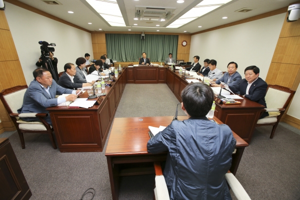제196회 임시회시 기획행정위원회 활동