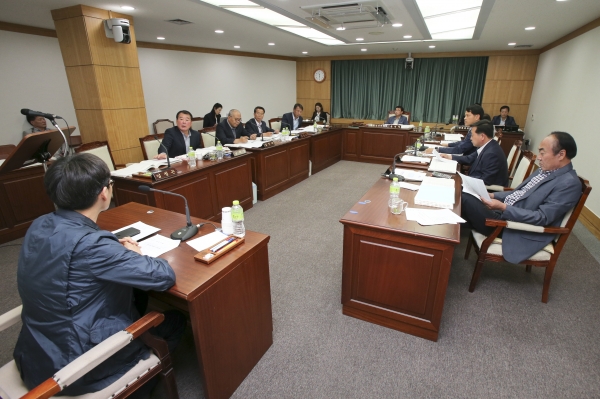 제196회 임시회시 산업건설위원회 활동