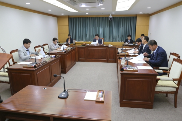 제198회 임시회시 의회운영위원회 활동