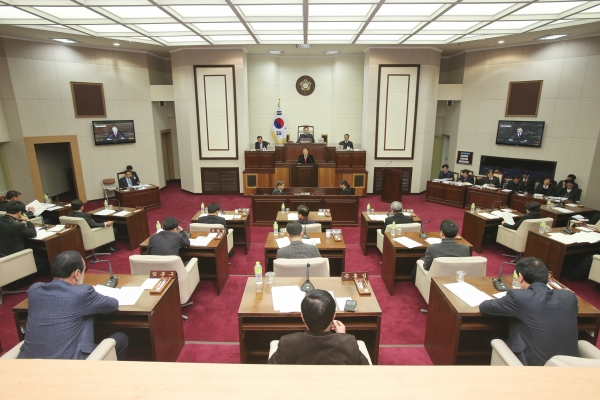 제200회 정례회 제2차 본회의 활동