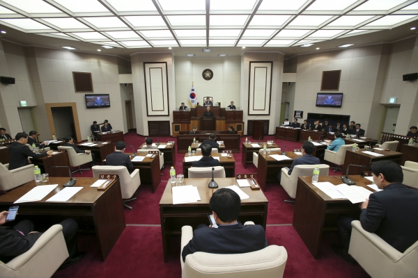 제200회 정례회 제3차 본회의 활동