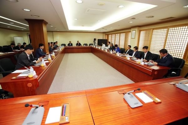 구미시의회 전체의원 간담회 개최