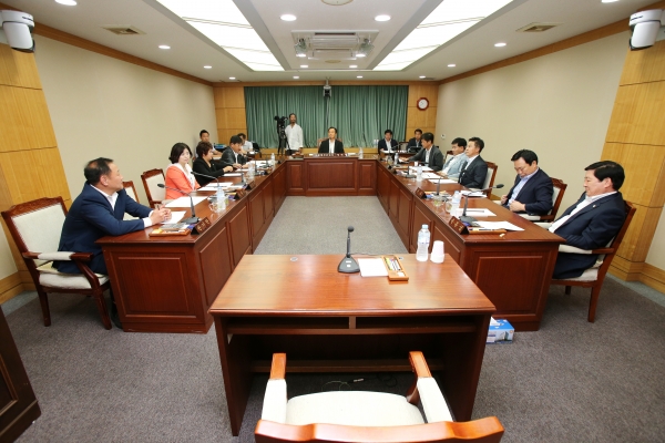 기획행정위원회 간담회 개최