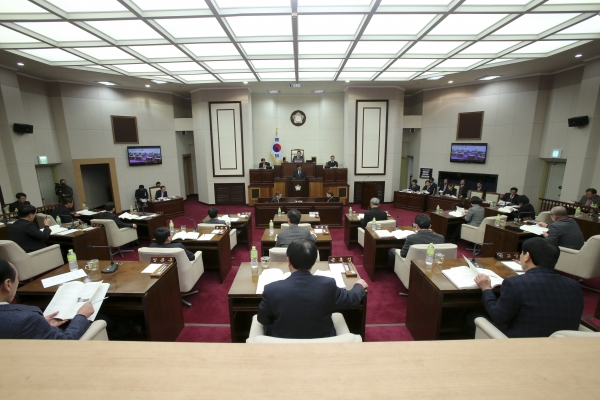 제201회 임시회 제2차 본회의 활동