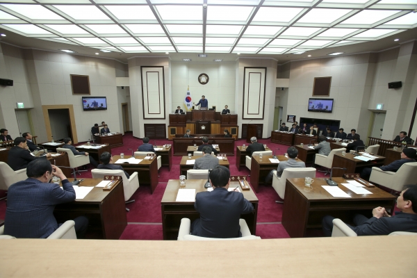 제201회 임시회 제4차 본회의 활동