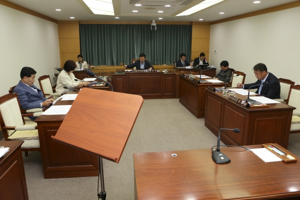 폐회중 의회운영위원회 활동