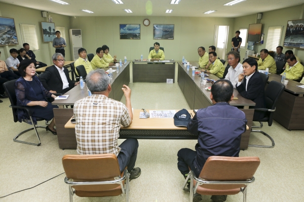 폐회중 산업건설위원회 구미 국가5산업단지 현장 방문