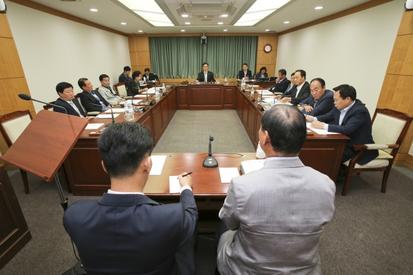 제207회 임시회 기획행정위원회 조례안 심사활동
