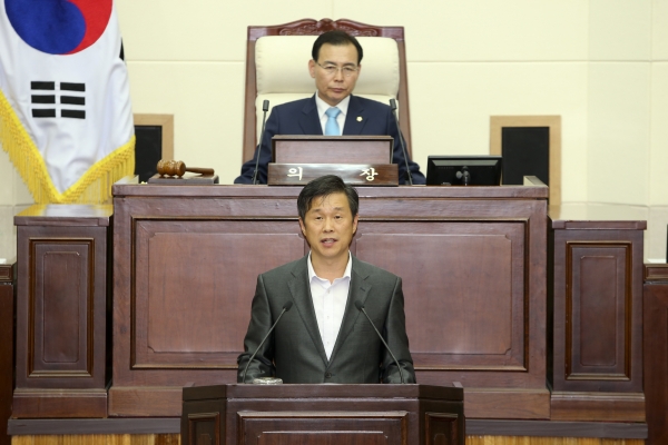 제208회 임시회 제2차 본회의 활동