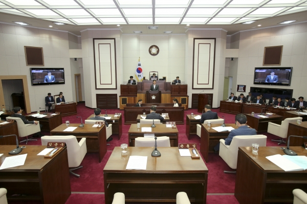 제208회 임시회 제2차 본회의 활동