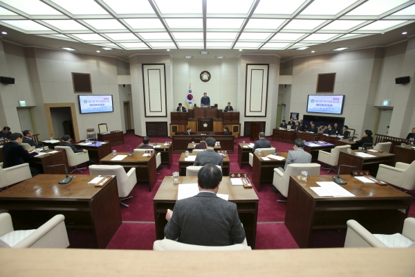 제210회 임시회 제4차 본회의 활동