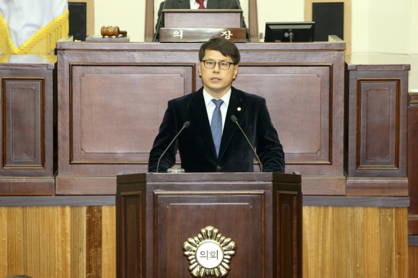 제211회 임시회 제2차 본회의 활동