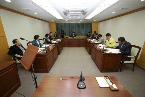 제212회 임시회 의회운영위원회 활동