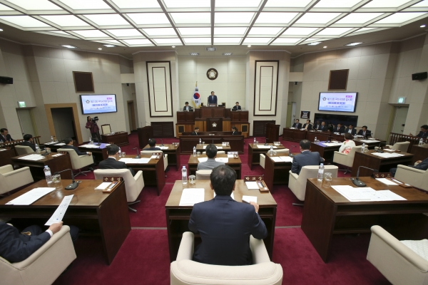 제212회 임시회 제2차 본회의 활동