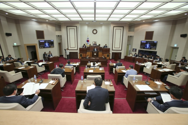 제213회 임시회 제1차 본회의 활동