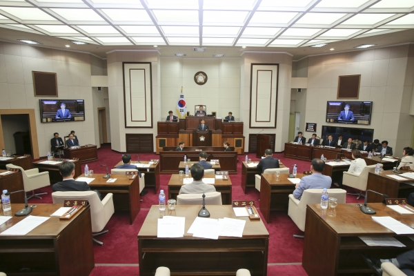 제213회 임시회 제1차 본회의 활동
