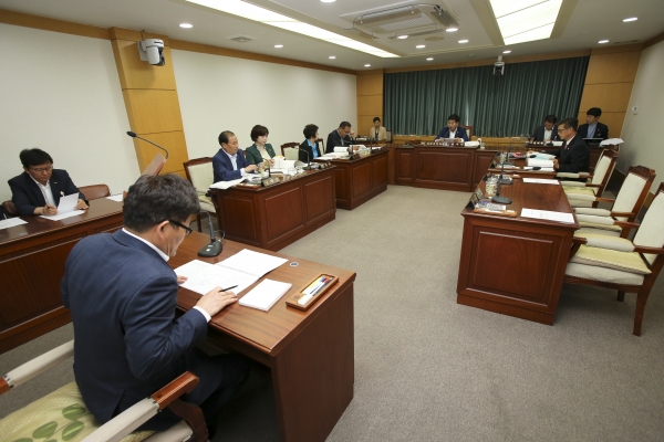 제213회 임시회 의회운영위원회 활동
