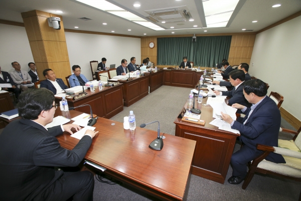 제213회 임시회 예산결산특별위원회 활동