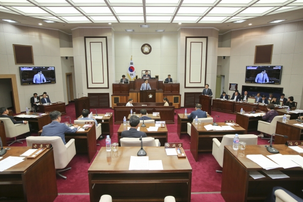 제213회 임시회 제2차 본회의 활동
