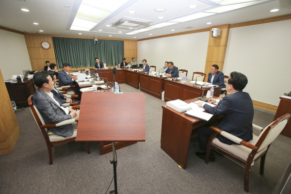 제214회 정례회 산업건설위원회 소관 행정사무감사 활동