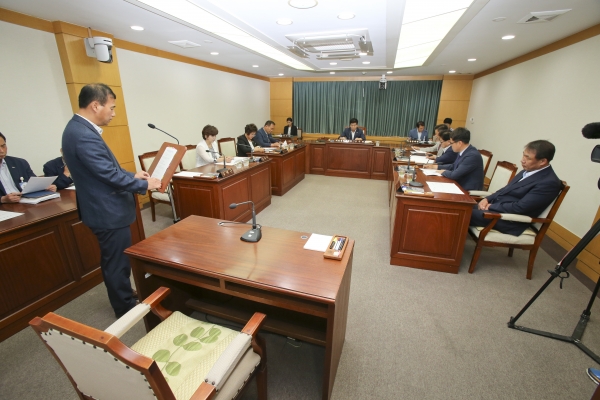 제214회 정례회시 제2차 의회운영위원회 활동