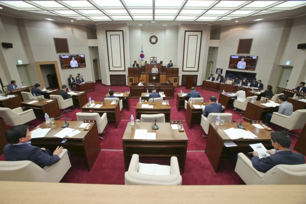 제214회 정례회 제2차 본회의 활동