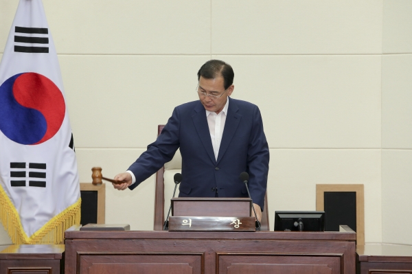제215회 임시회 제1차 본회의