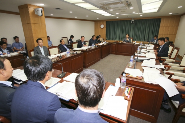제216회 임시회 예산결산특별위원회 활동