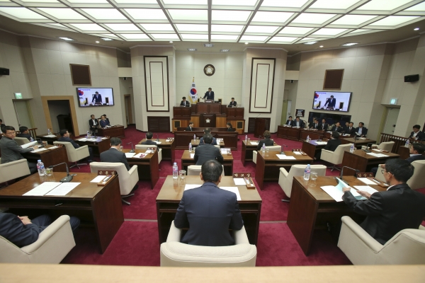 제217회 임시회 제2차 본회의 활동