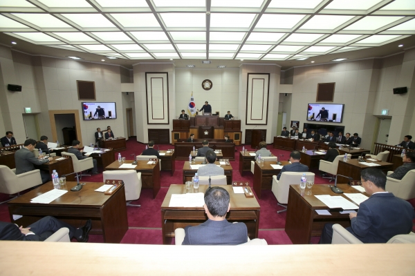 제218회 정례회 제1차 본회의 활동
