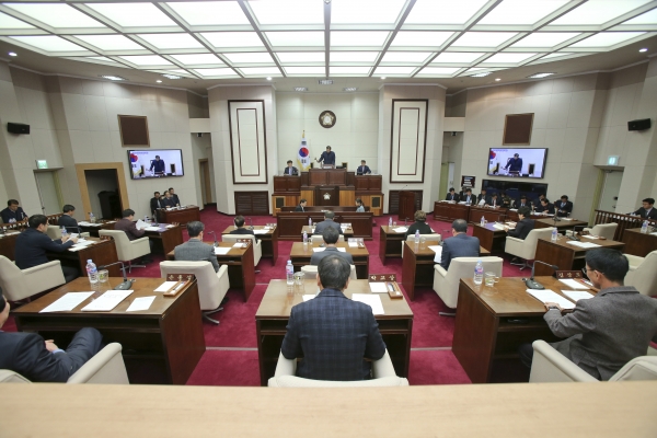 제218회 정례회 제2차 본회의 활동