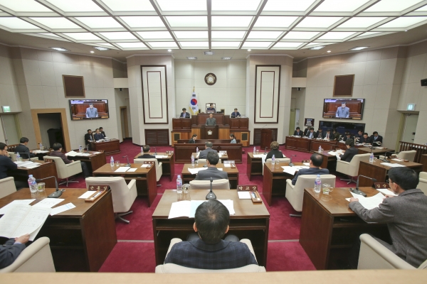 제218회 정례회 제2차 본회의 활동