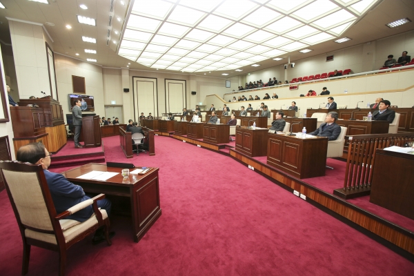 제218회 정례회 제3차 본회의 활동
