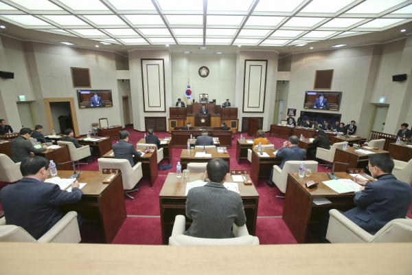 제219회 임시회 제2차 본회의 활동