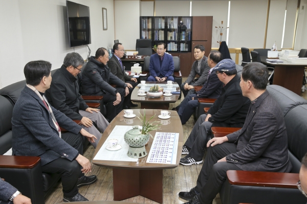 농촌지도자 구미시연합회장단 의회방문