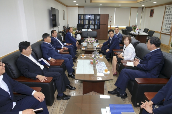 구미시의회 의장단과 장세용 구미시장 간담회