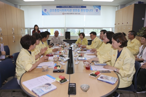 제224회 임시회 기획행정위원회 금오종합사회복지관 방문