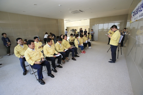 구미시의회 의원 공설숭조당 2관 공사현장 방문