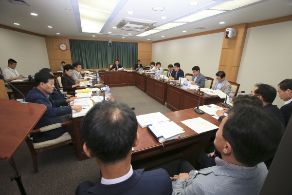 제225회 정례회 예산결산위원회 2018년도 제2회 추가경정예산안 심사 활동