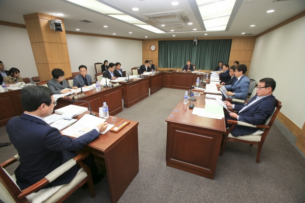 제230회 임시회 산업건설위원회 소관 2019년도 제1회 추가경정예산안 예비심사