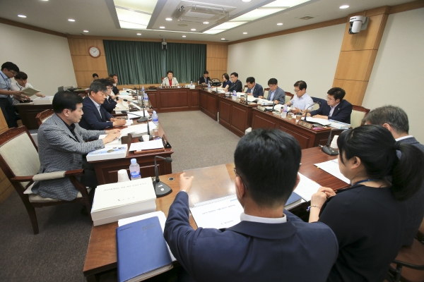 제231회 정례회 예산결산특별위원회 2018회계연도 세입세출결산승인안 심사활동