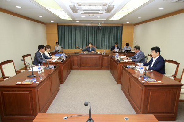 제4차 행정사무조사특별위원회 활동