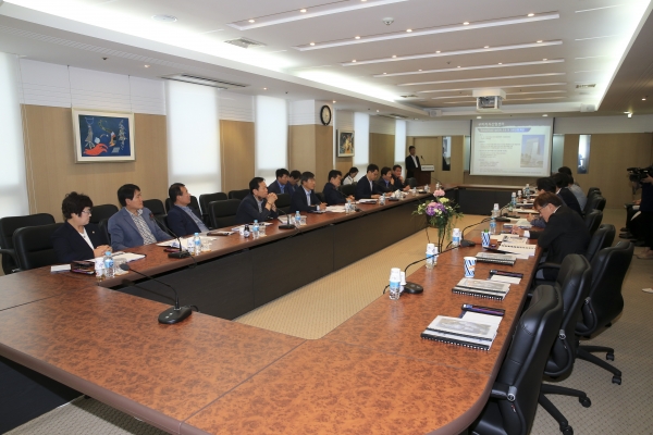 제232회 임시회 산업건설위원회 전자정보기술원 방문
