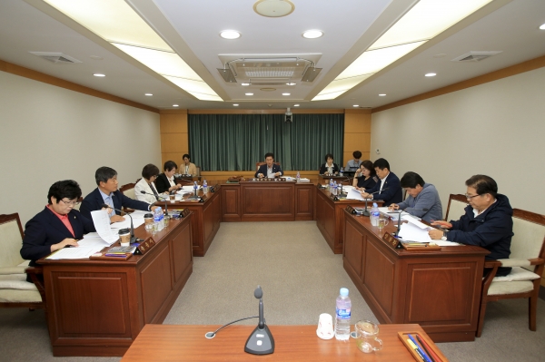 제233회 임시회 윤리특별위원회 활동
