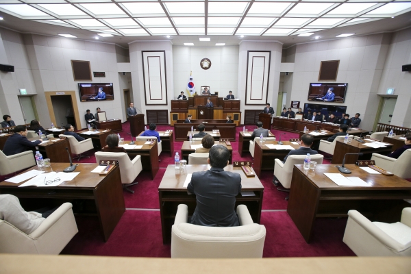 제235회 정례회 제3차 본회의 활동